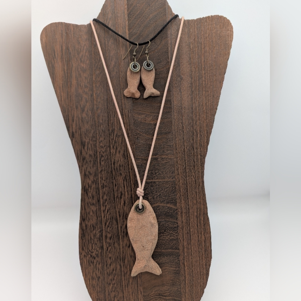 Janet Seaward Clay Fish Pendant Necklace and Earring Set